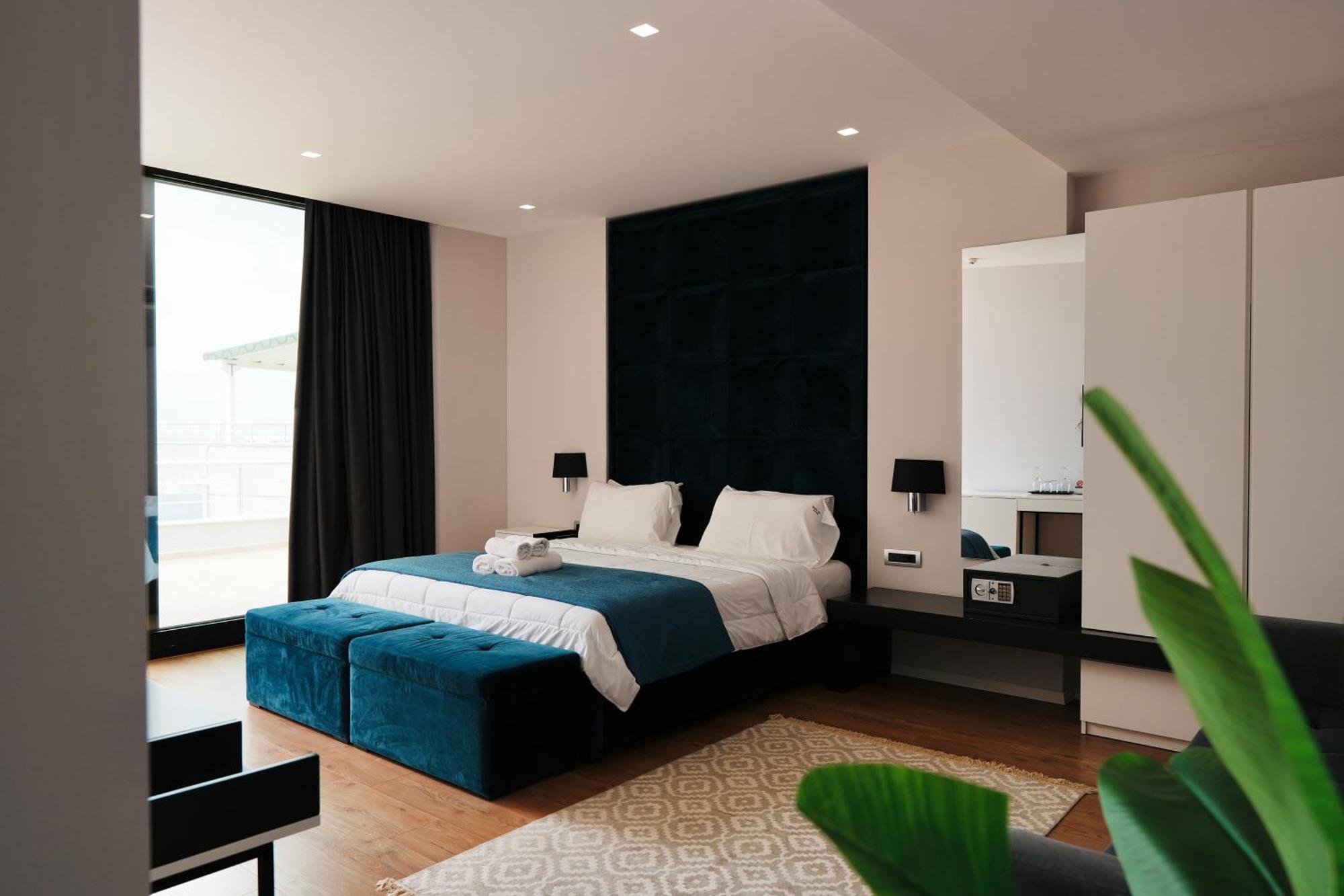 Hotel Blue Sky ซารานเดอ ภายนอก รูปภาพ