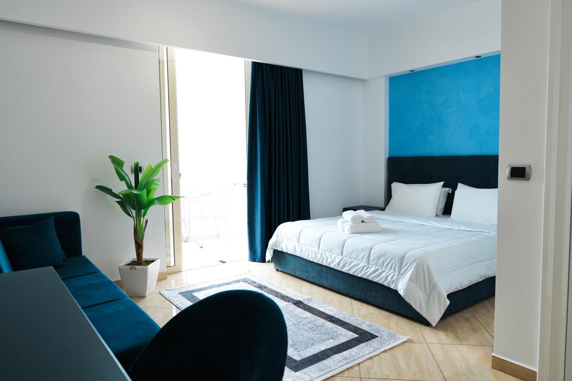 Hotel Blue Sky ซารานเดอ ภายนอก รูปภาพ