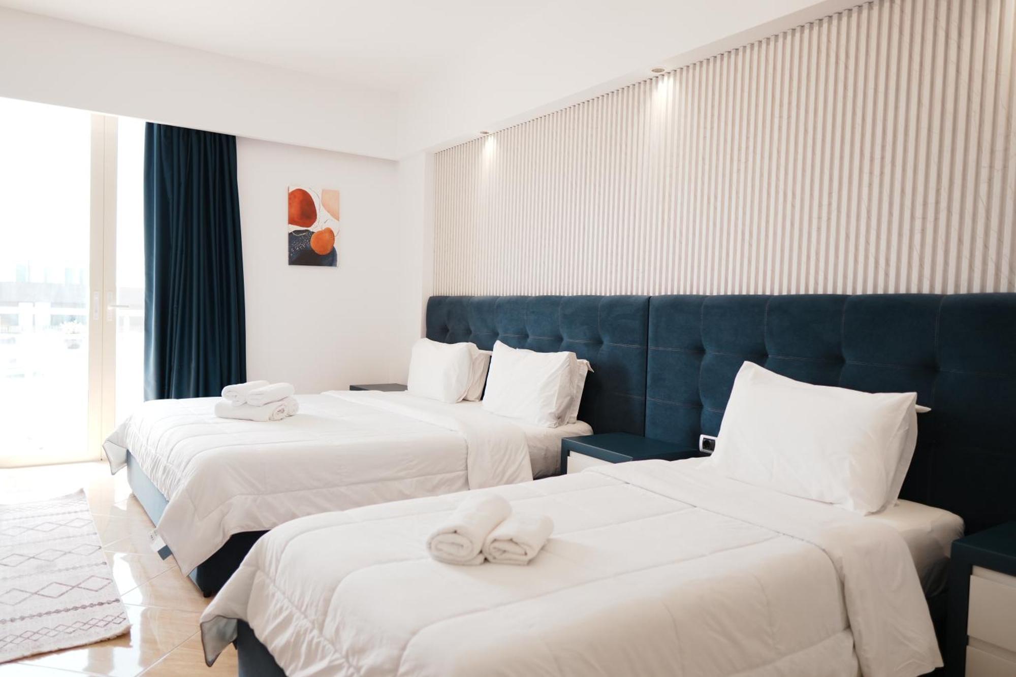 Hotel Blue Sky ซารานเดอ ภายนอก รูปภาพ