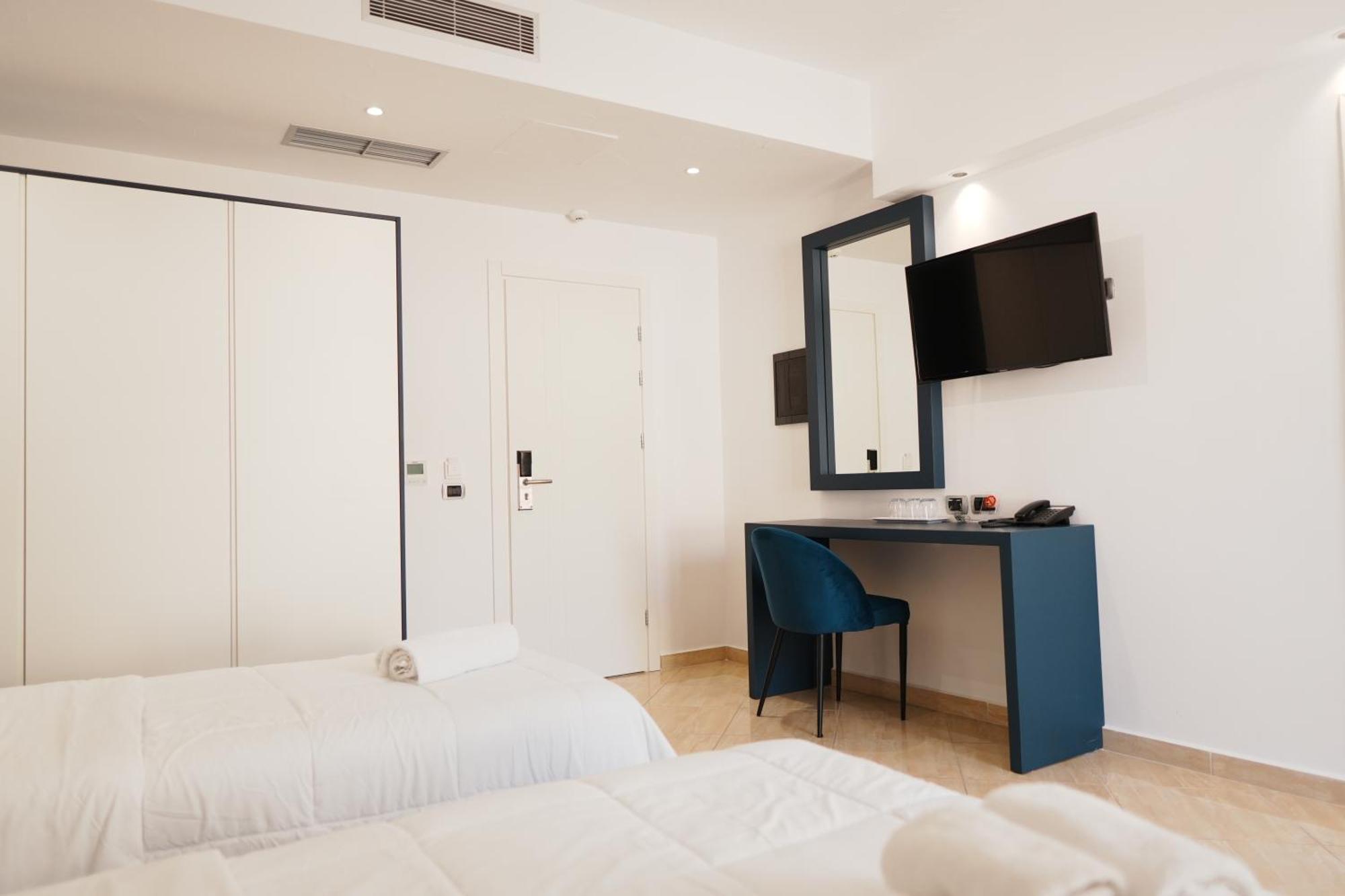 Hotel Blue Sky ซารานเดอ ภายนอก รูปภาพ