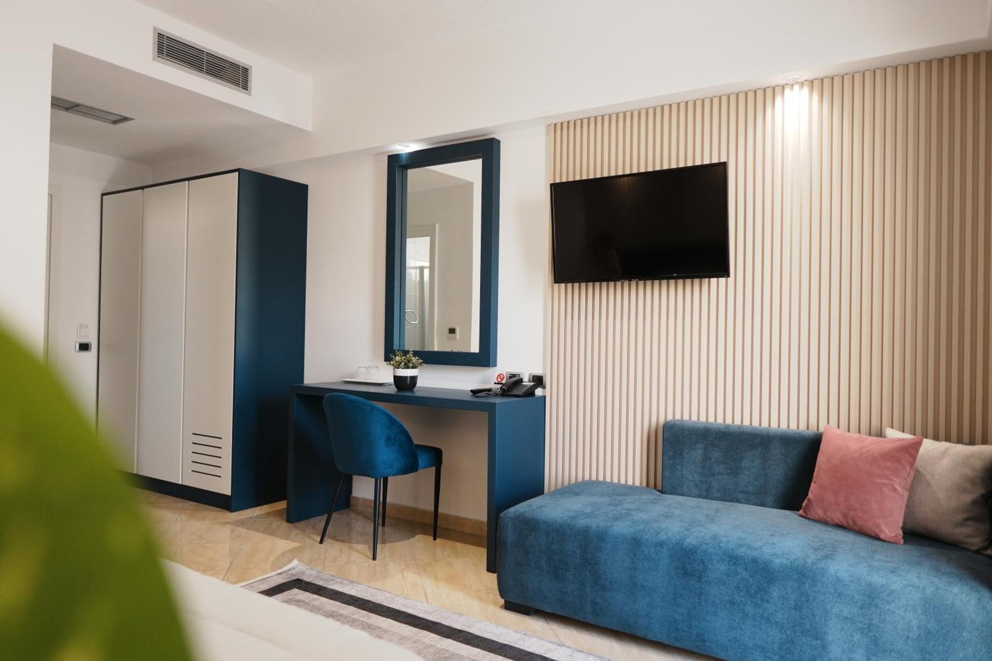 Hotel Blue Sky ซารานเดอ ภายนอก รูปภาพ