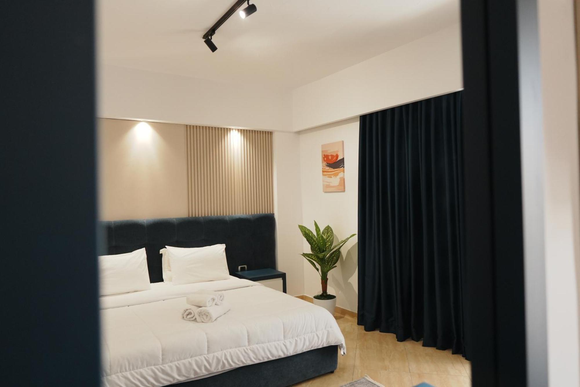 Hotel Blue Sky ซารานเดอ ภายนอก รูปภาพ